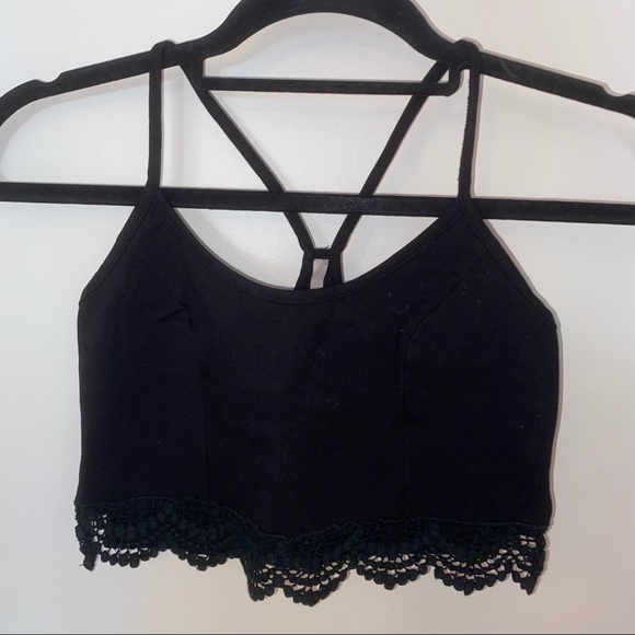 🌴 BOUTIQUE 1861 Black Crop Top with Lace Dentelle - Picture 2 of 5